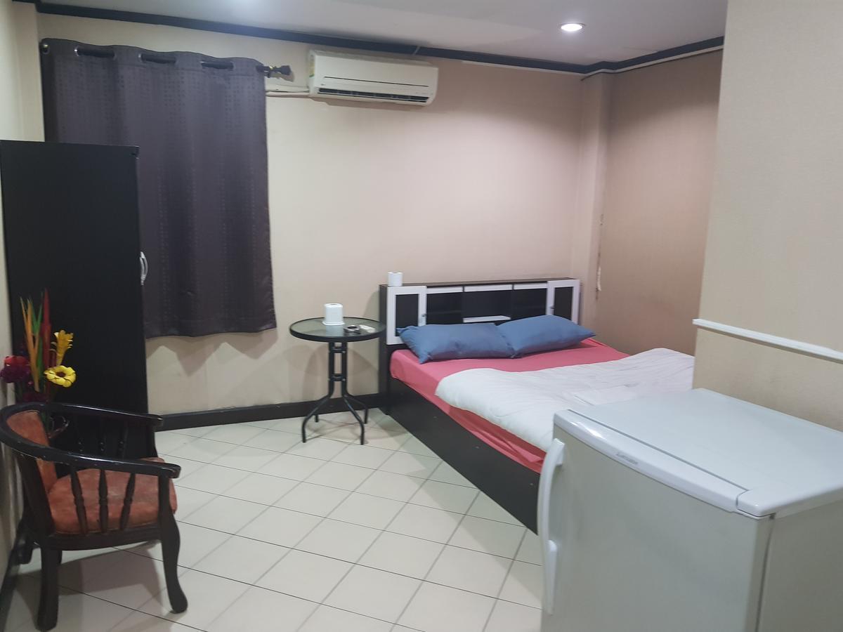 Royal Inn Kitchen And Bar Pattaya Dış mekan fotoğraf